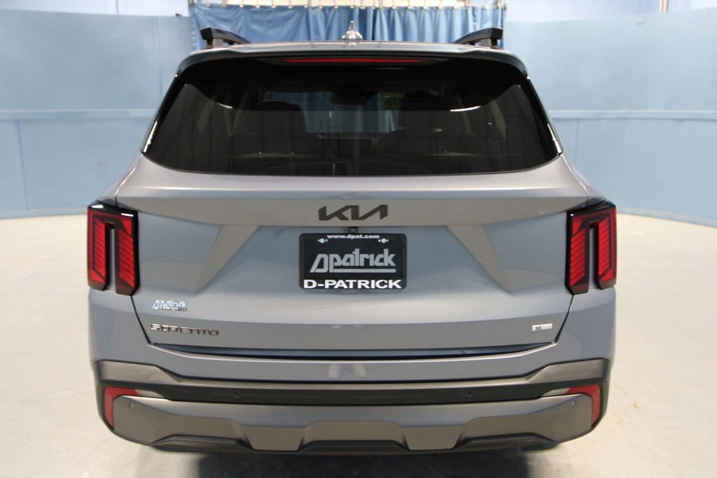 Used 2025 Kia Sorento SX AWD/4WD image 33