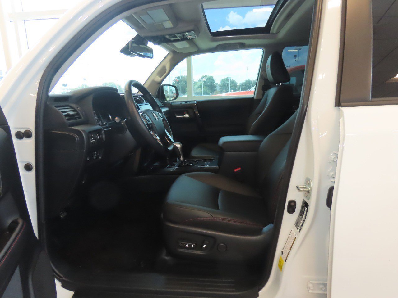 Used 2024 Toyota 4Runner TRD Off-Road Premium w/ Off Road Premium Plus Package AWD/4WD image 19