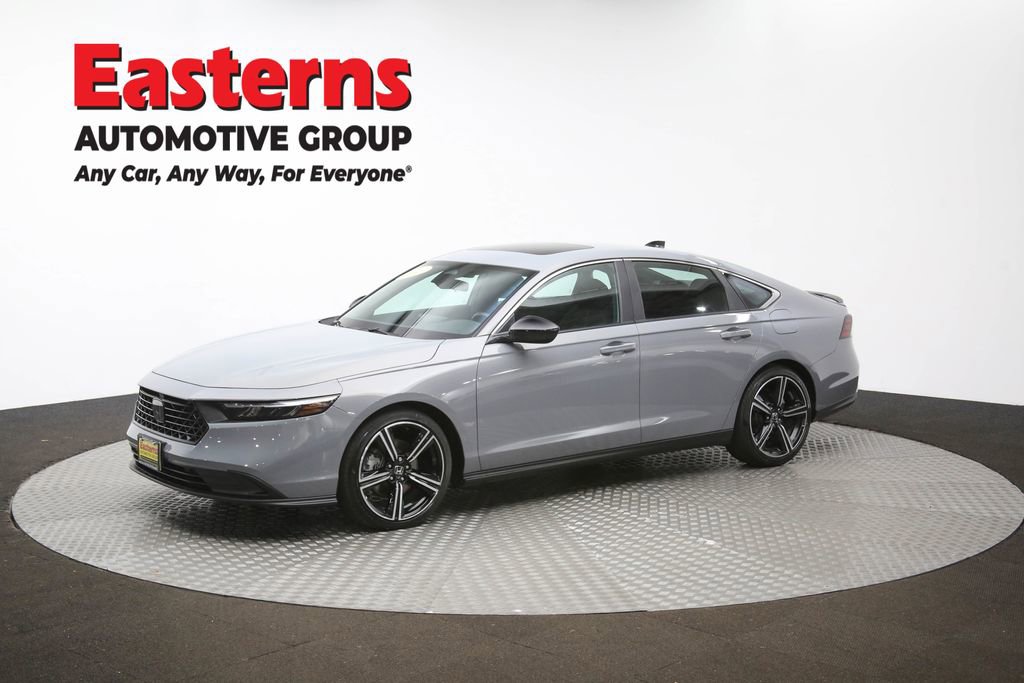 Used 2025 Honda Accord Sport image 54