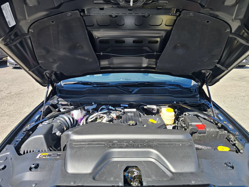 New 2026 RAM 2500 Laramie w/ Night Edition AWD/4WD image 25