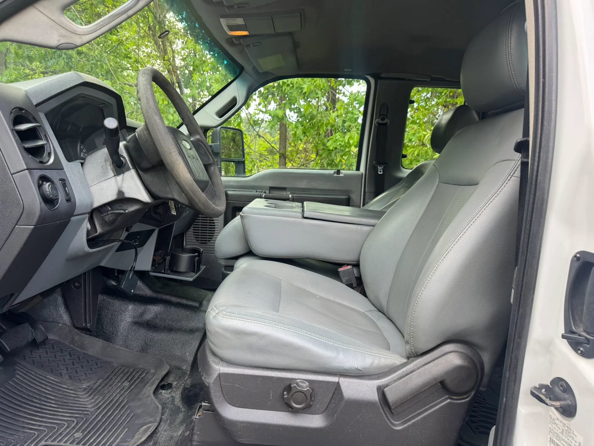 Used 2012 Ford F250 XL w/ PWR Equipment Group AWD/4WD image 12