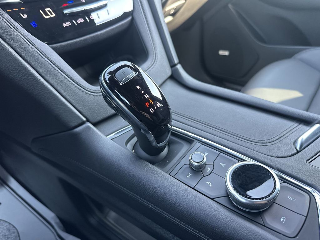 New 2025 Cadillac XT5 Premium Luxury AWD/4WD image 20