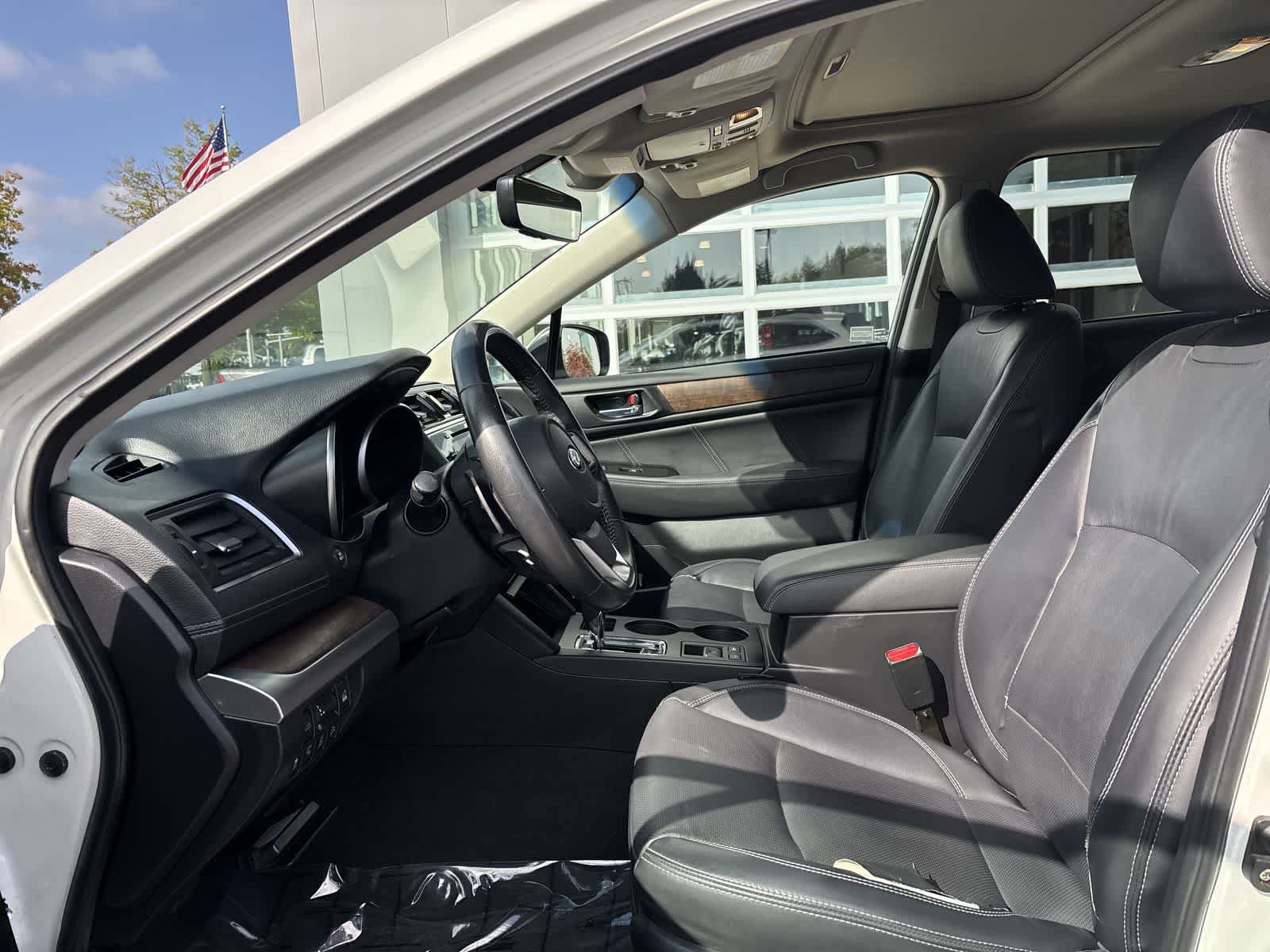 Used 2018 Subaru Outback 2.5i Limited AWD/4WD image 8