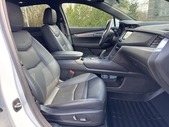 Used 2020 Cadillac XT5 Luxury AWD/4WD image 28