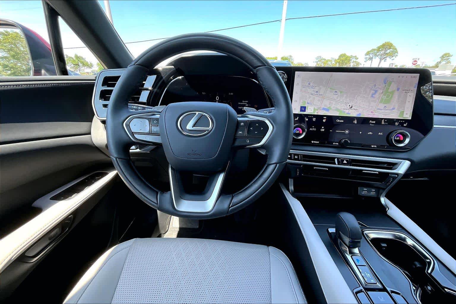 Used 2025 Lexus RX 350 Premium Plus w/ Convenience Package FWD image 6