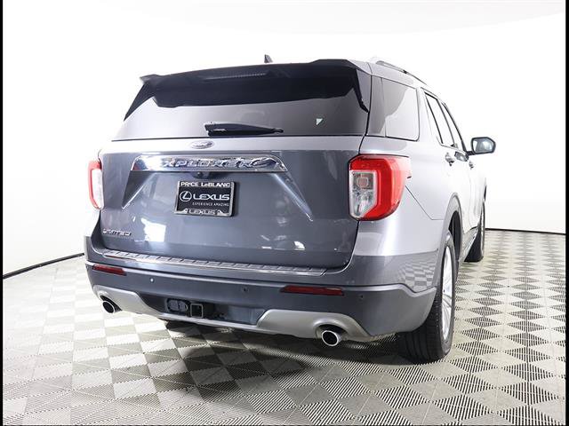 Used 2022 Ford Explorer Limited w/ Equipment Group 301A RWD image 5
