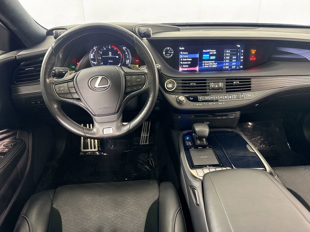 Used 2018 Lexus LS 500 F Sport w/ Performance Package RWD image 29