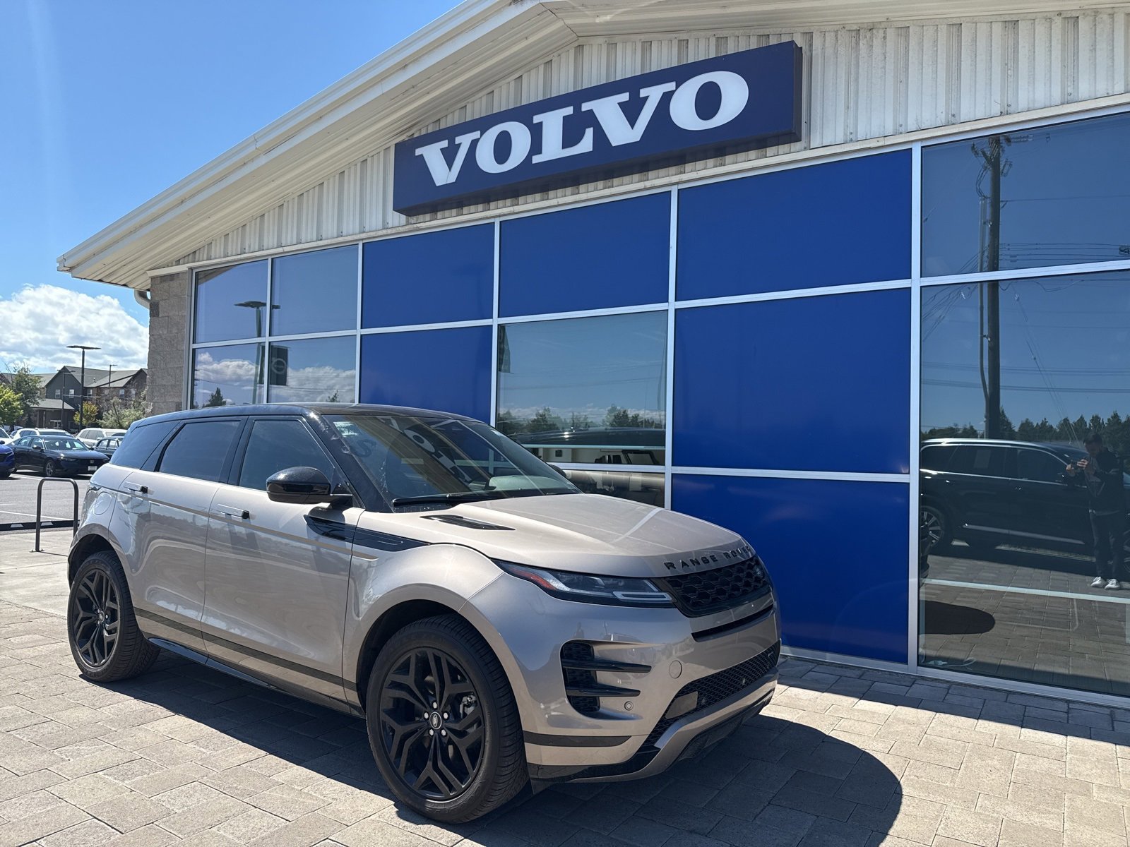 Used 2023 Land Rover Range Rover Evoque R-Dynamic SE