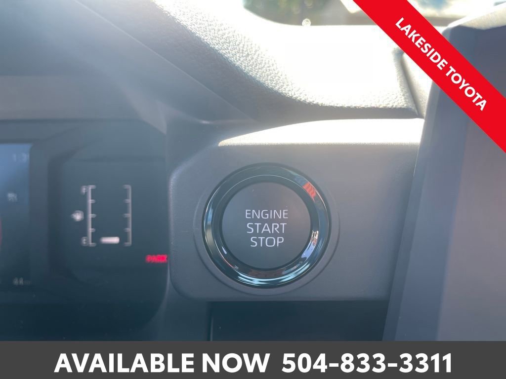 Certified 2025 Toyota Tacoma SR5 image 36