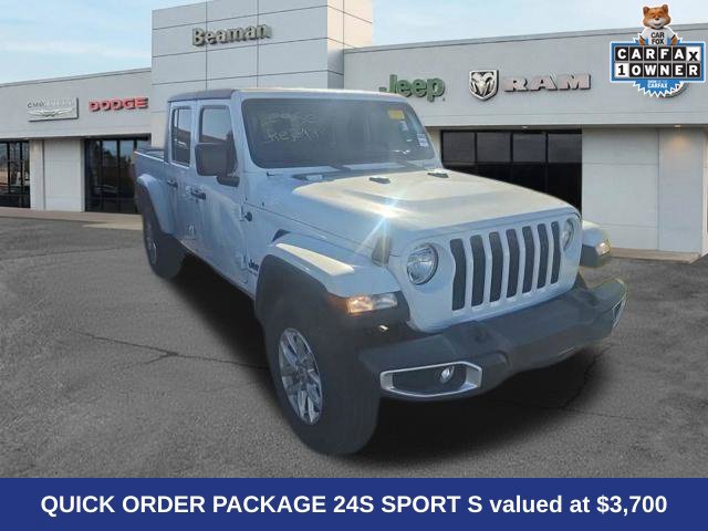 Used 2023 Jeep Gladiator Sport AWD/4WD image 1