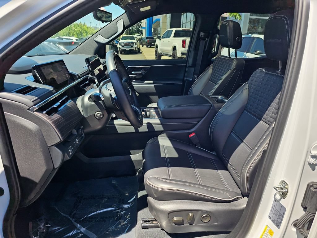 Used 2025 GMC Sierra EV Denali AWD/4WD image 21