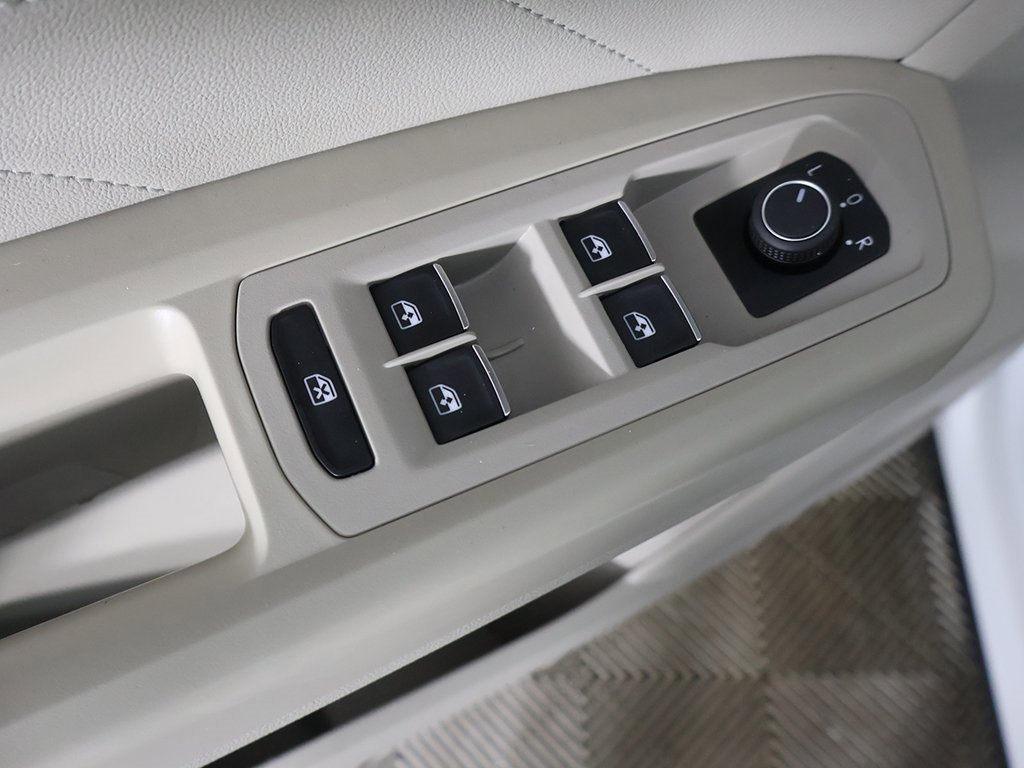 Used 2021 Volkswagen Atlas SEL image 39