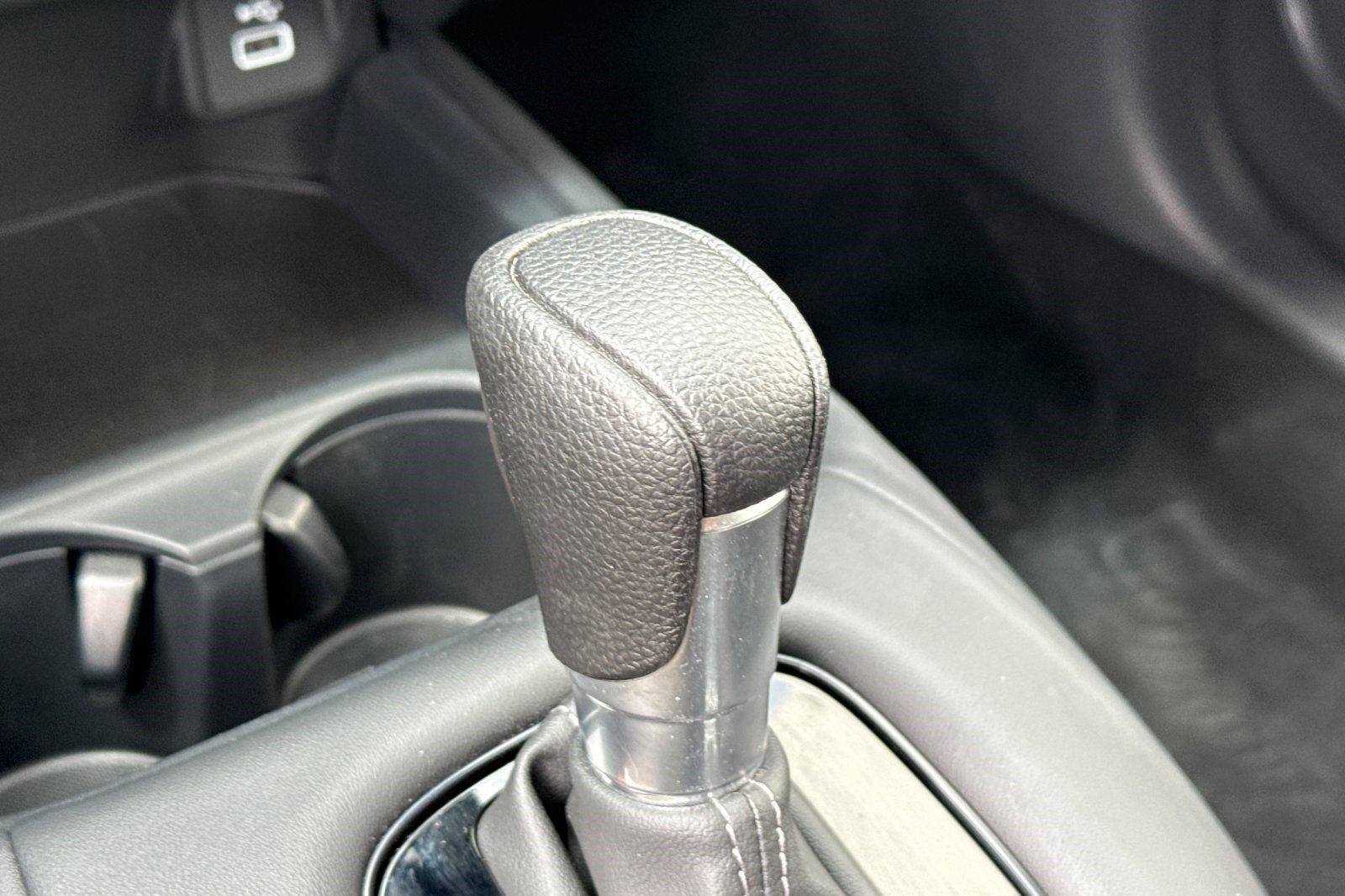 Certified 2023 Honda HR-V LX image 16