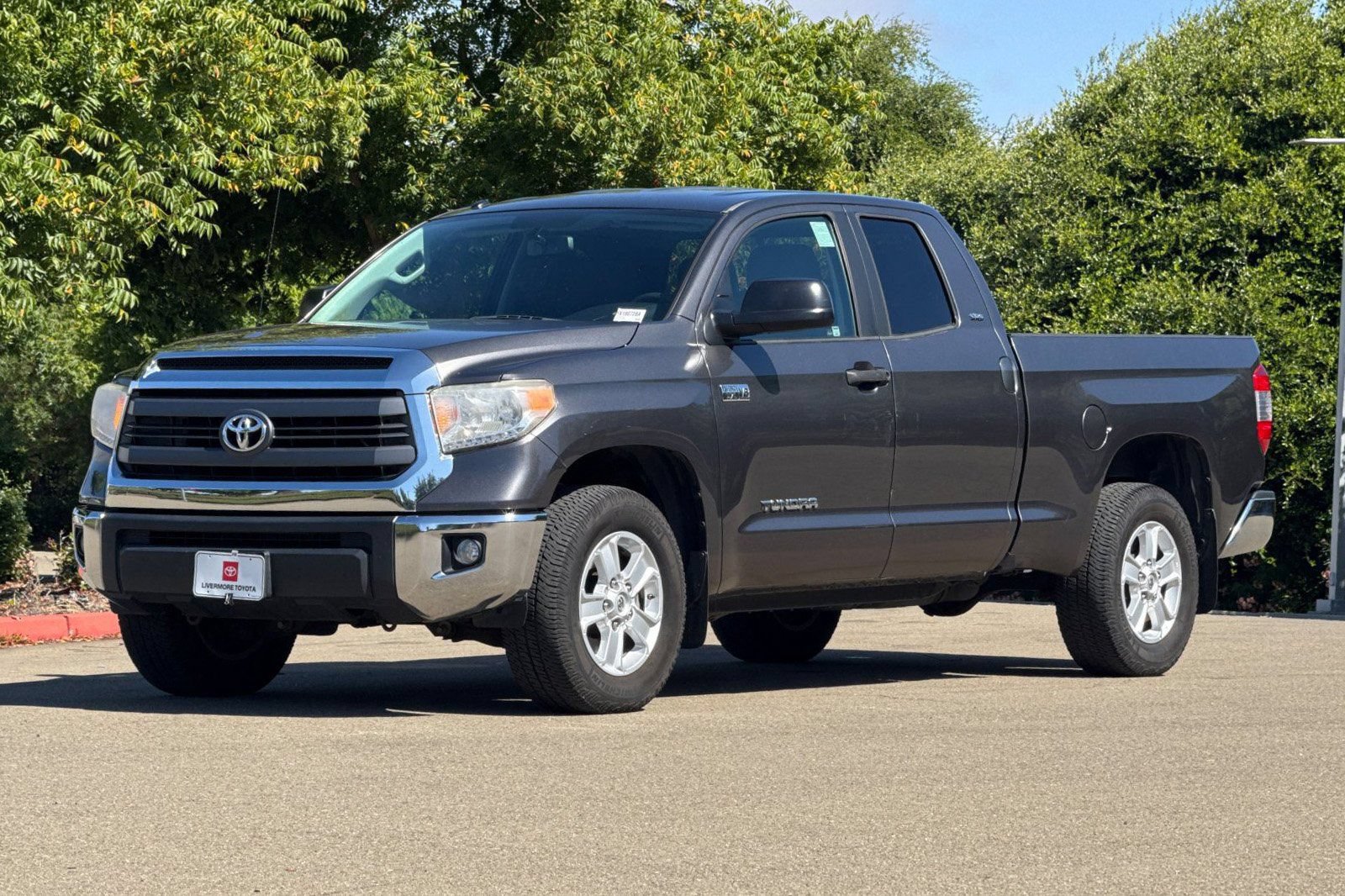 Used 2015 Toyota Tundra SR5 w/ SR5 Upgrade Package RWD image 8