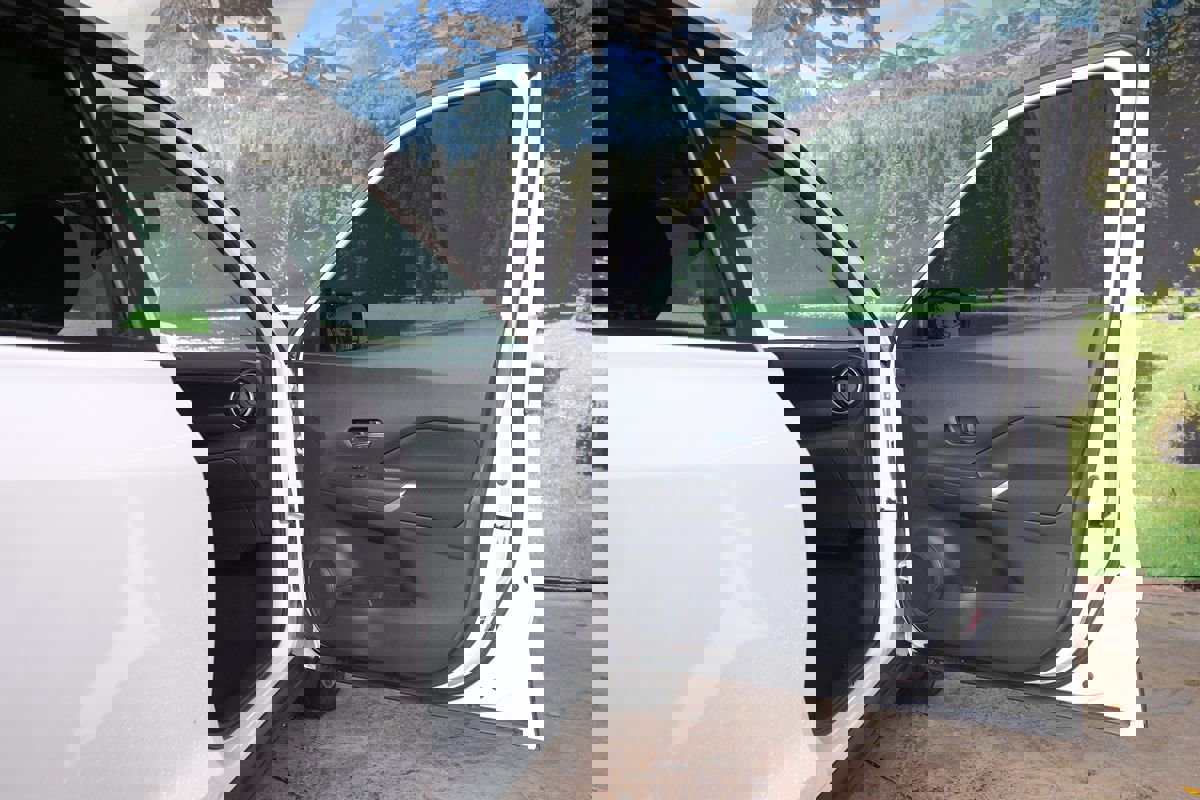 Used 2022 Nissan Kicks SV image 26