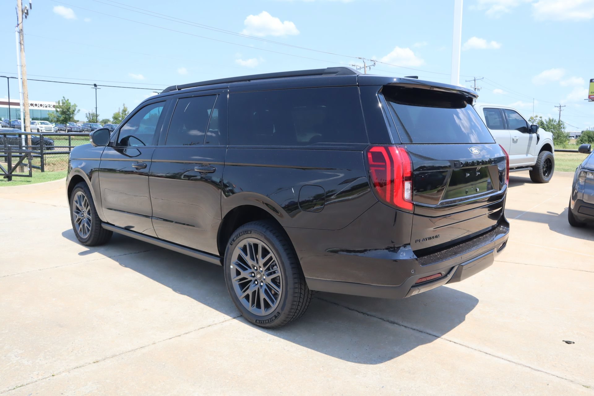 New 2027 Ford Expedition Max Platinum w/ Stealth Appearance Package AWD/4WD image 26