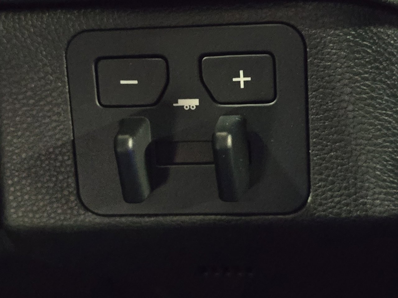 New 2026 Toyota Tundra Limited image 8