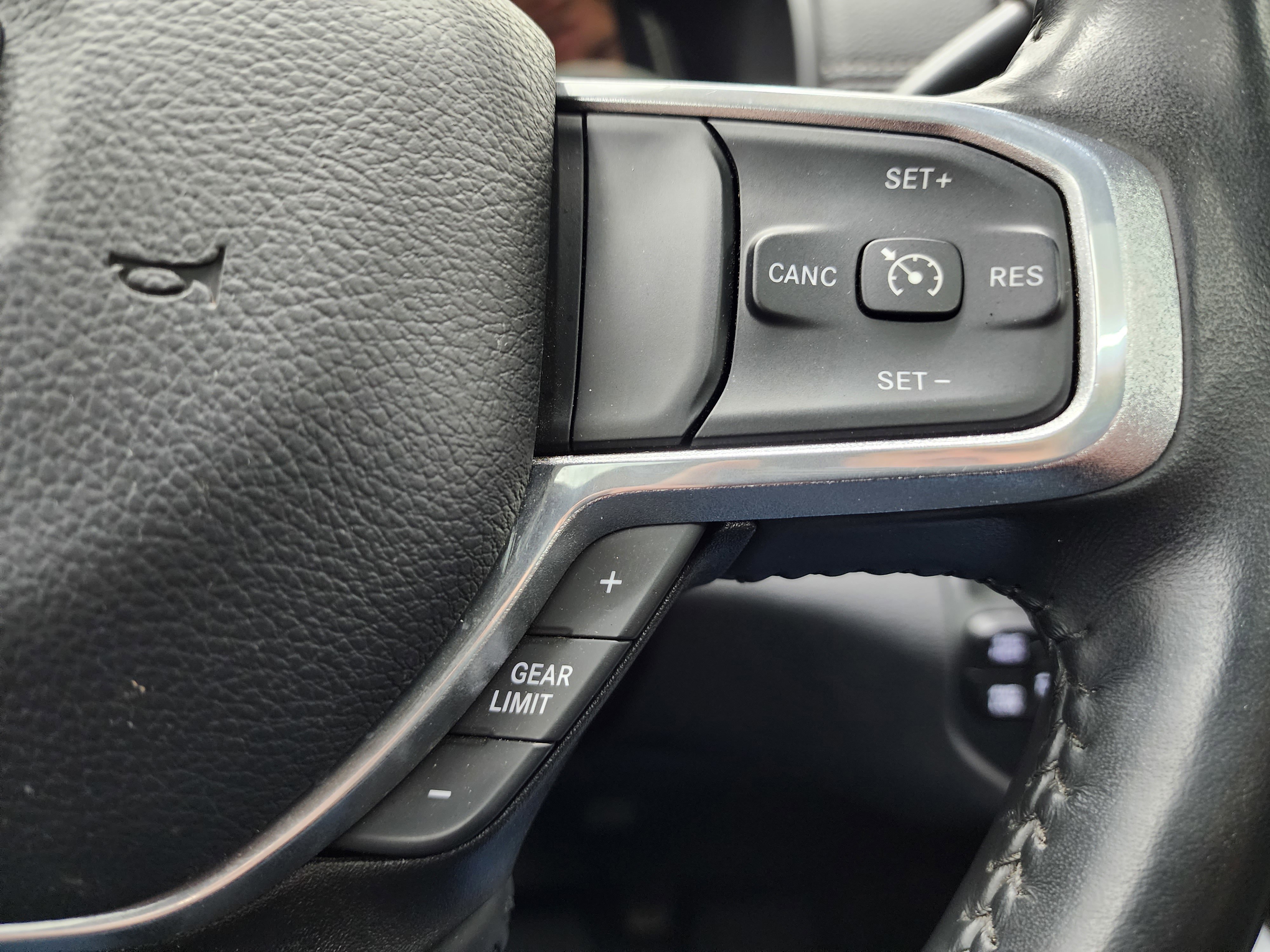 Used 2023 RAM 3500 Laramie image 19