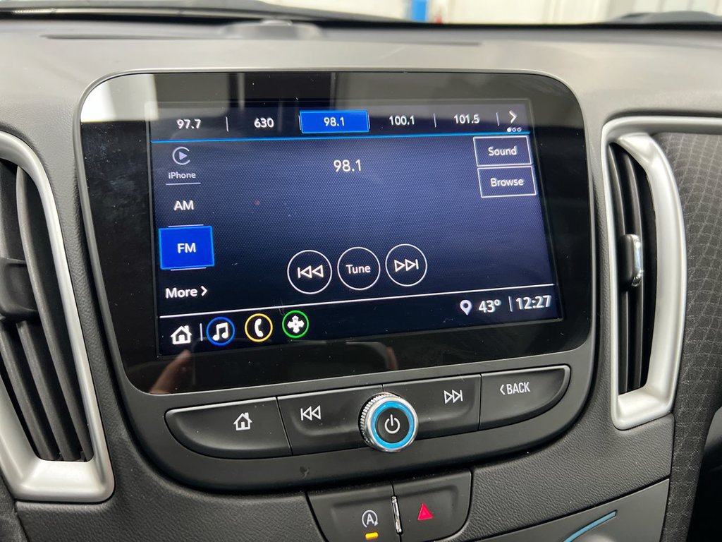 Used 2022 Chevrolet Malibu LS FWD image 14