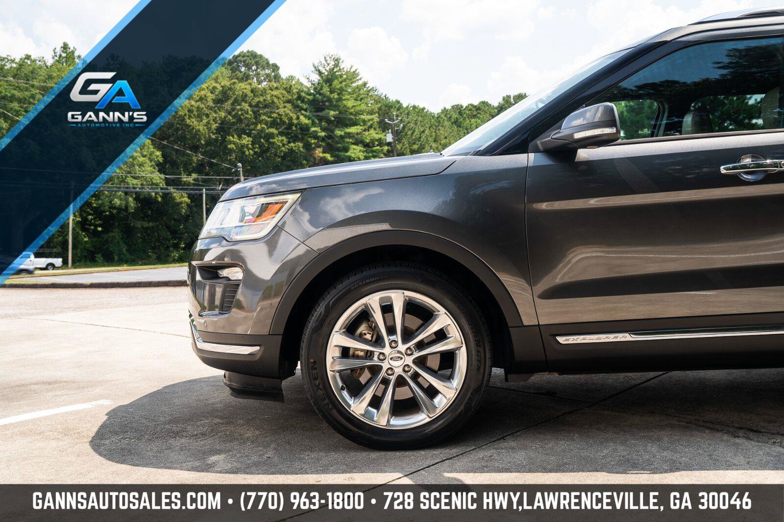 Used 2018 Ford Explorer Limited FWD image 3