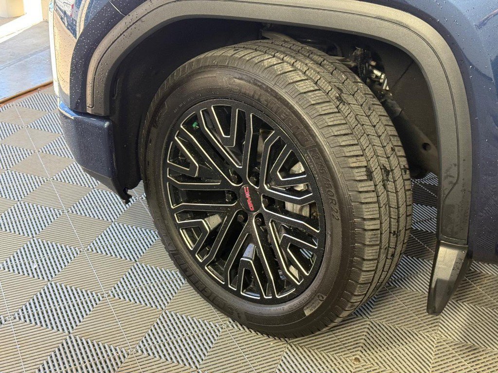 Used 2020 GMC Sierra 1500 Denali w/ Denali Ultimate Package AWD/4WD image 14