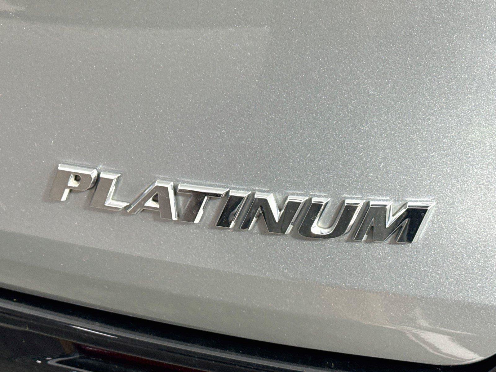 Certified 2025 Toyota Sienna Platinum FWD image 15