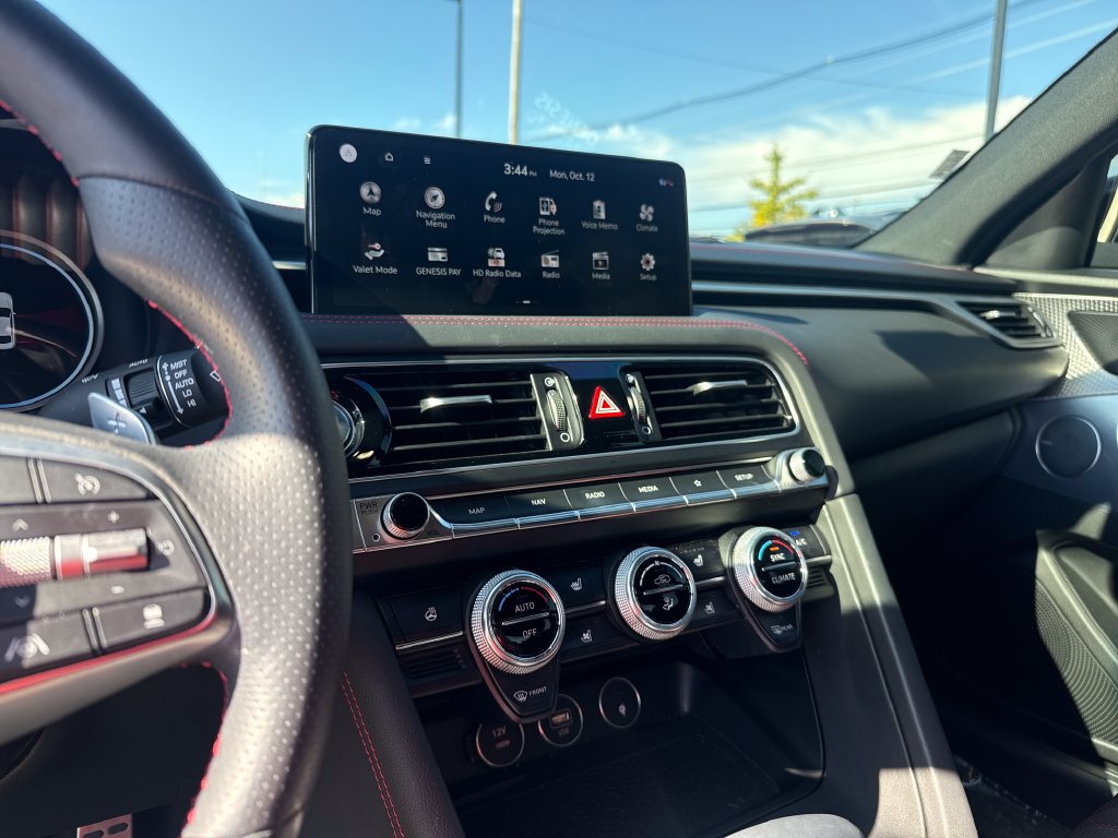 Used 2023 Genesis G70 2.0T w/ Sport Prestige Package AWD/4WD image 18