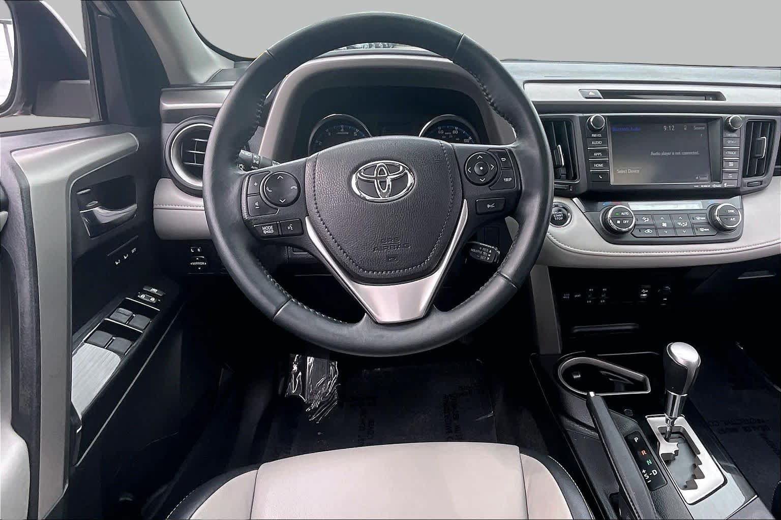 Used 2016 Toyota RAV4 Limited AWD/4WD image 9