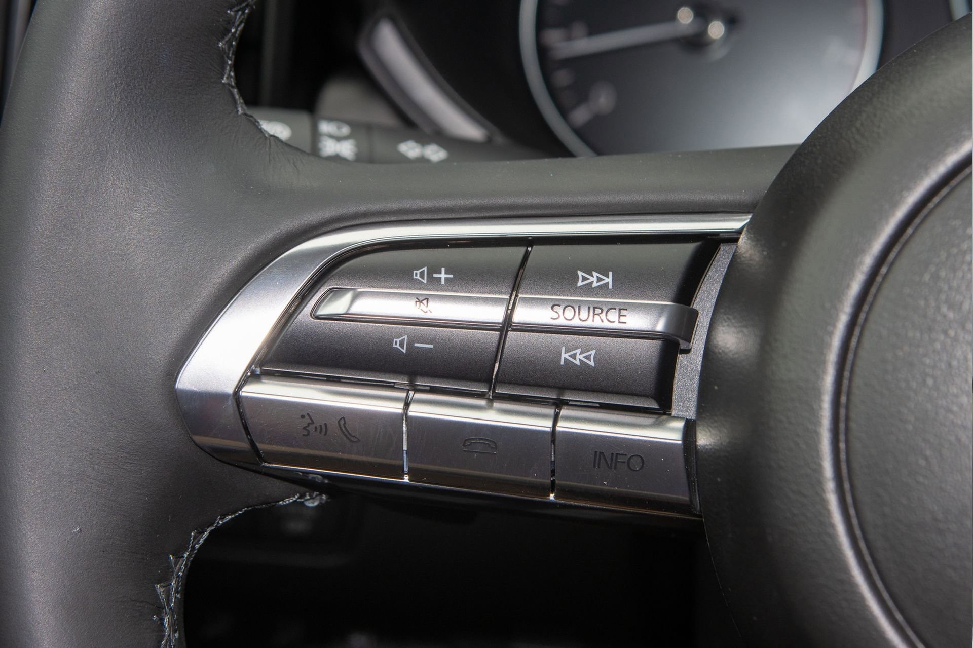 Used 2024 MAZDA CX-50 AWD 2.5 Turbo w/ Accent Package image 22