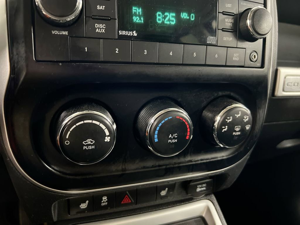 Used 2016 Jeep Compass Latitude image 15