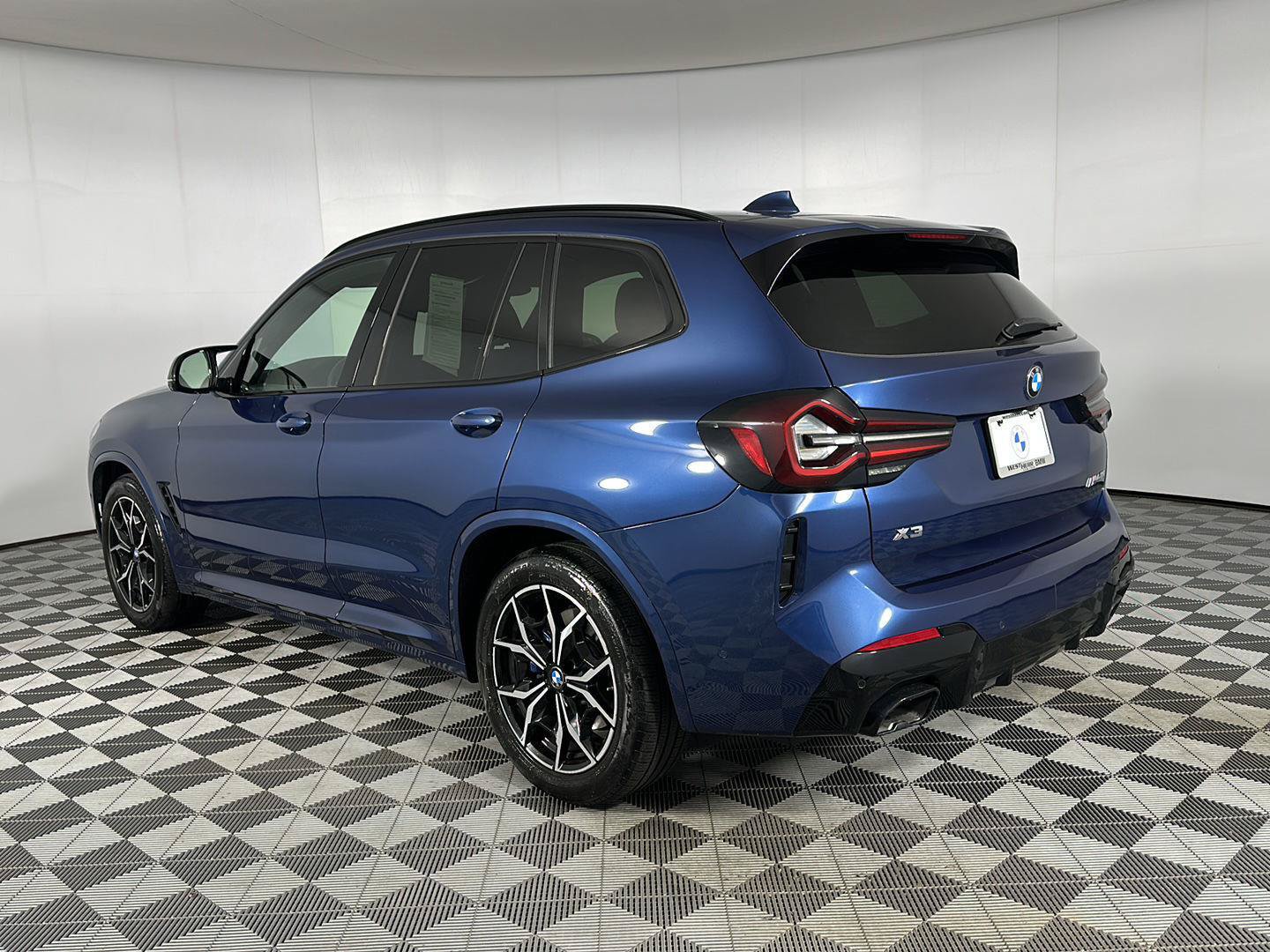 Used 2023 BMW X3 M40i AWD/4WD image 23