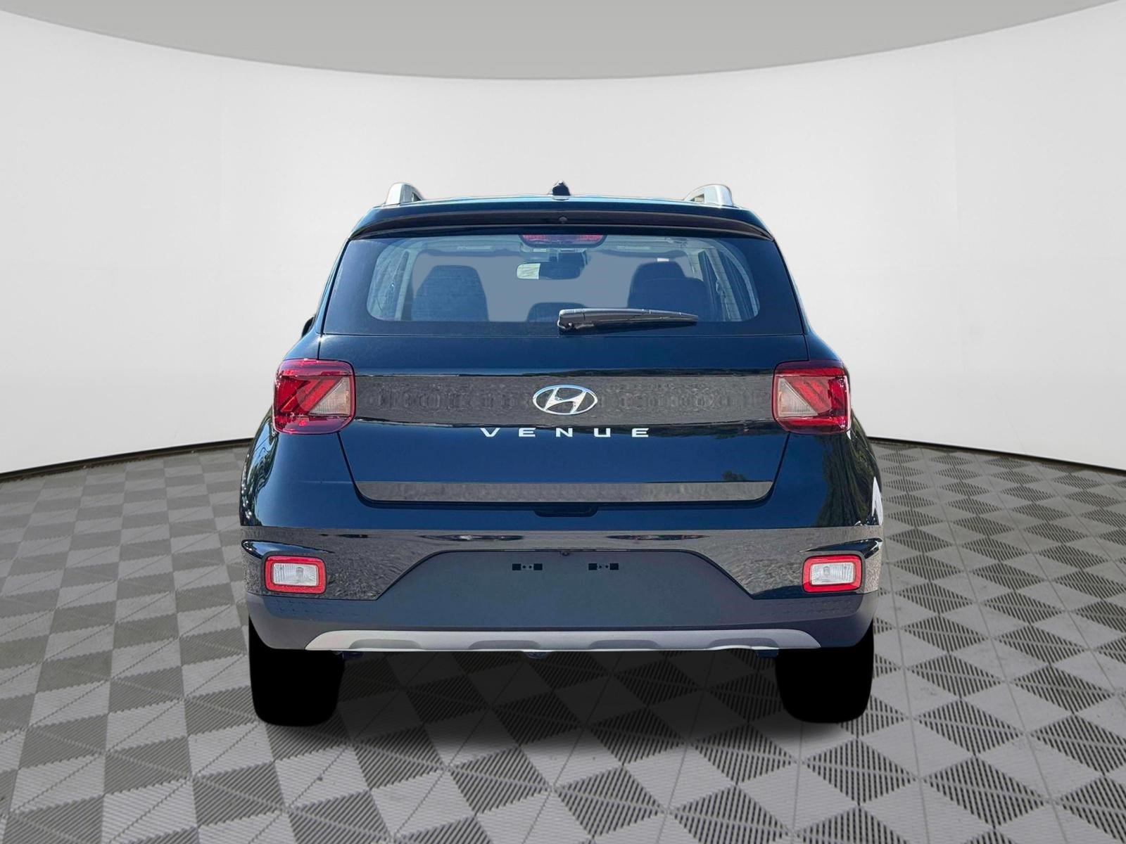 New 2026 Hyundai Venue SEL FWD image 6