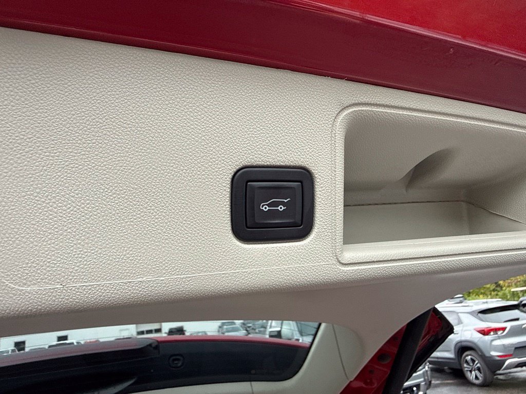 Used 2023 GMC Terrain Denali w/ LPO, Floor Liner Package AWD/4WD image 15