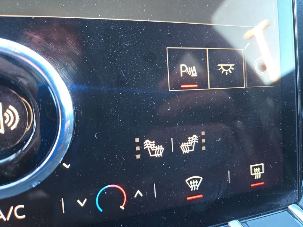 Used 2025 GMC Terrain Elevation image 27