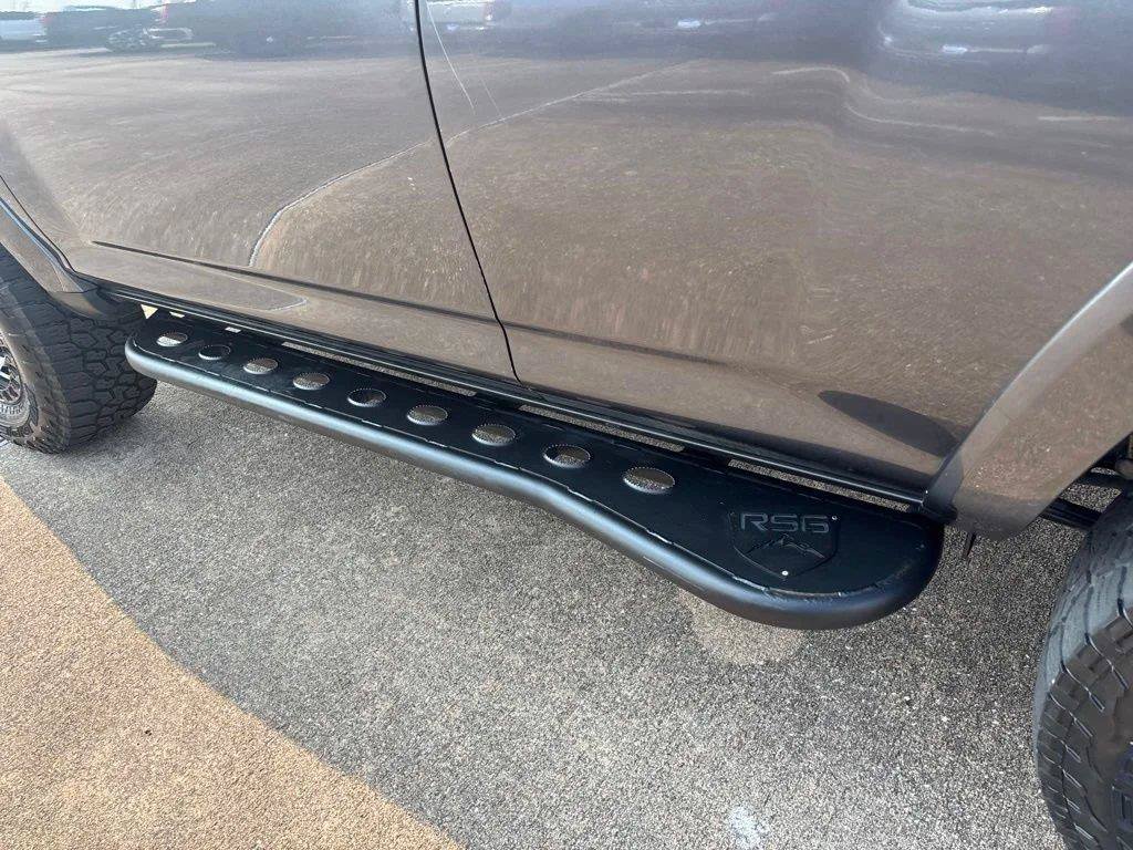 Used 2022 Toyota 4Runner SR5 Premium AWD/4WD image 48