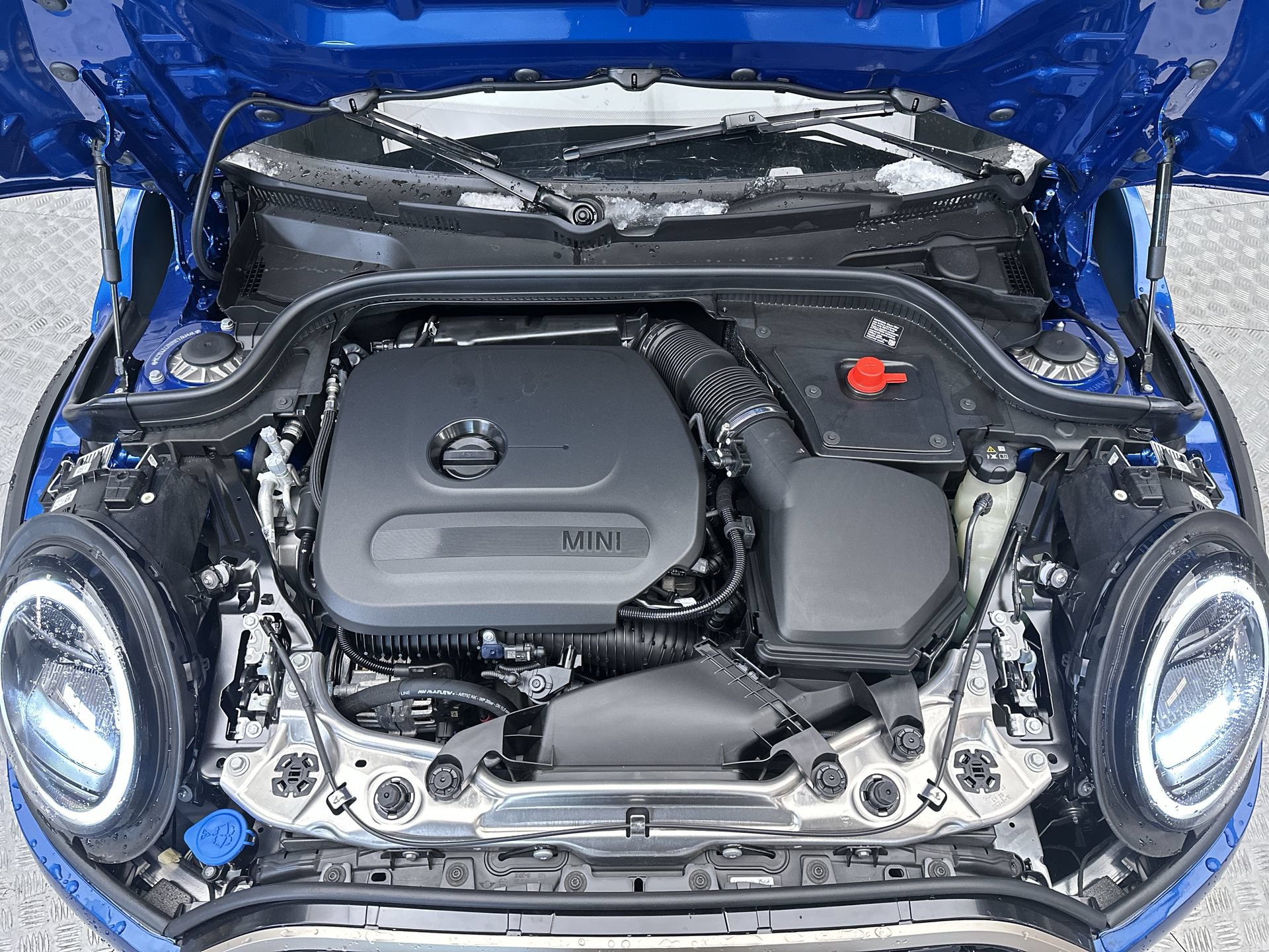 Used 2026 MINI Cooper 4-Door Hardtop FWD image 29
