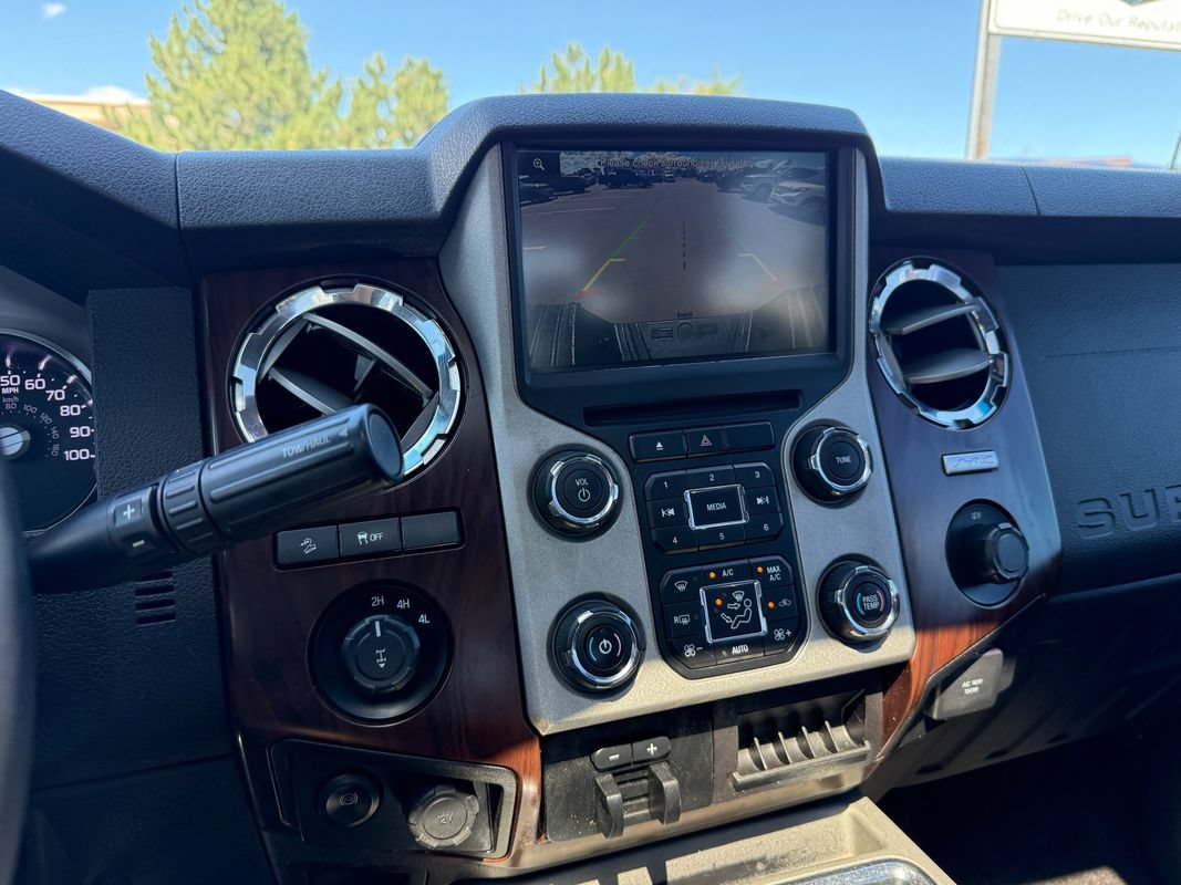 Used 2016 Ford F350 Lariat w/ Lariat Ultimate Package AWD/4WD image 31