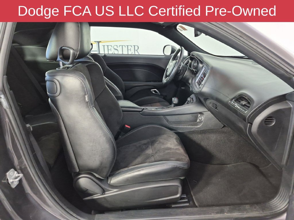 Used 2023 Dodge Challenger R/T w/ Plus Package RWD image 33