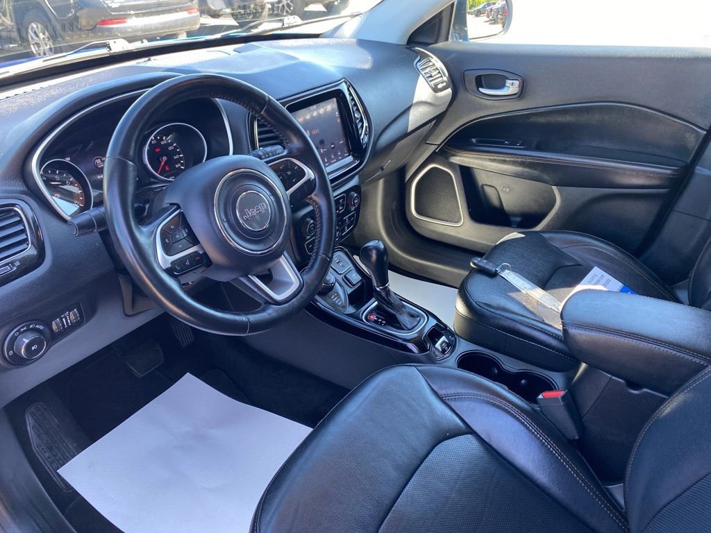Used 2018 Jeep Compass Limited w/ Navigation Group AWD/4WD image 23