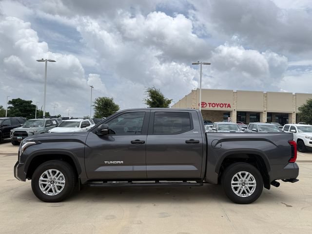 Used 2026 Toyota Tundra SR5 w/ SR5 Convenience Package AWD/4WD image 7