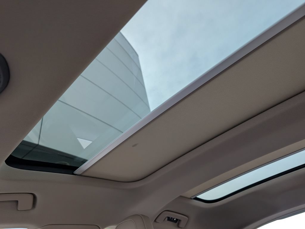 Certified 2025 Porsche Panamera RWD image 20