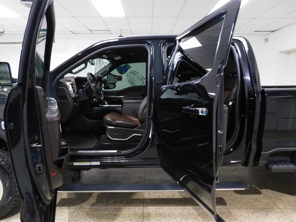 Used 2024 Ford F450 King Ranch w/ Chrome Package AWD/4WD image 28