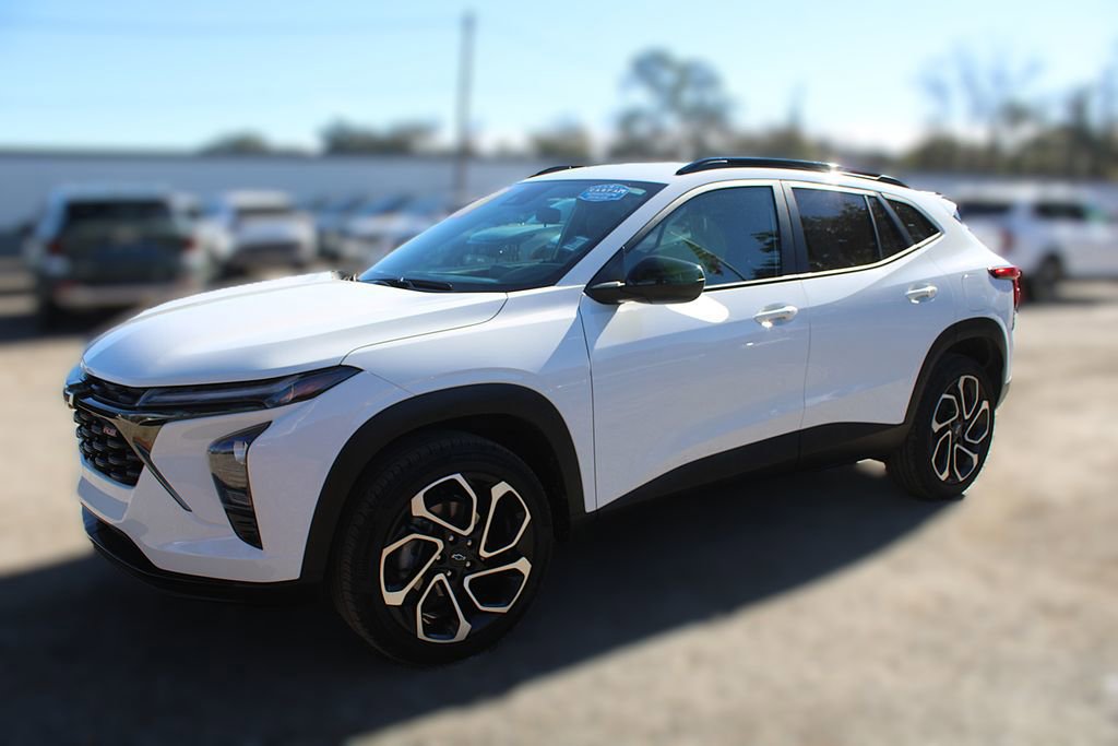 Used 2024 Chevrolet Trax RS image 14