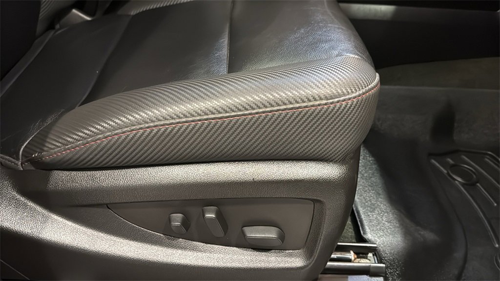 Used 2016 GMC Sierra 2500 SLT w/ Duramax Plus Package image 13