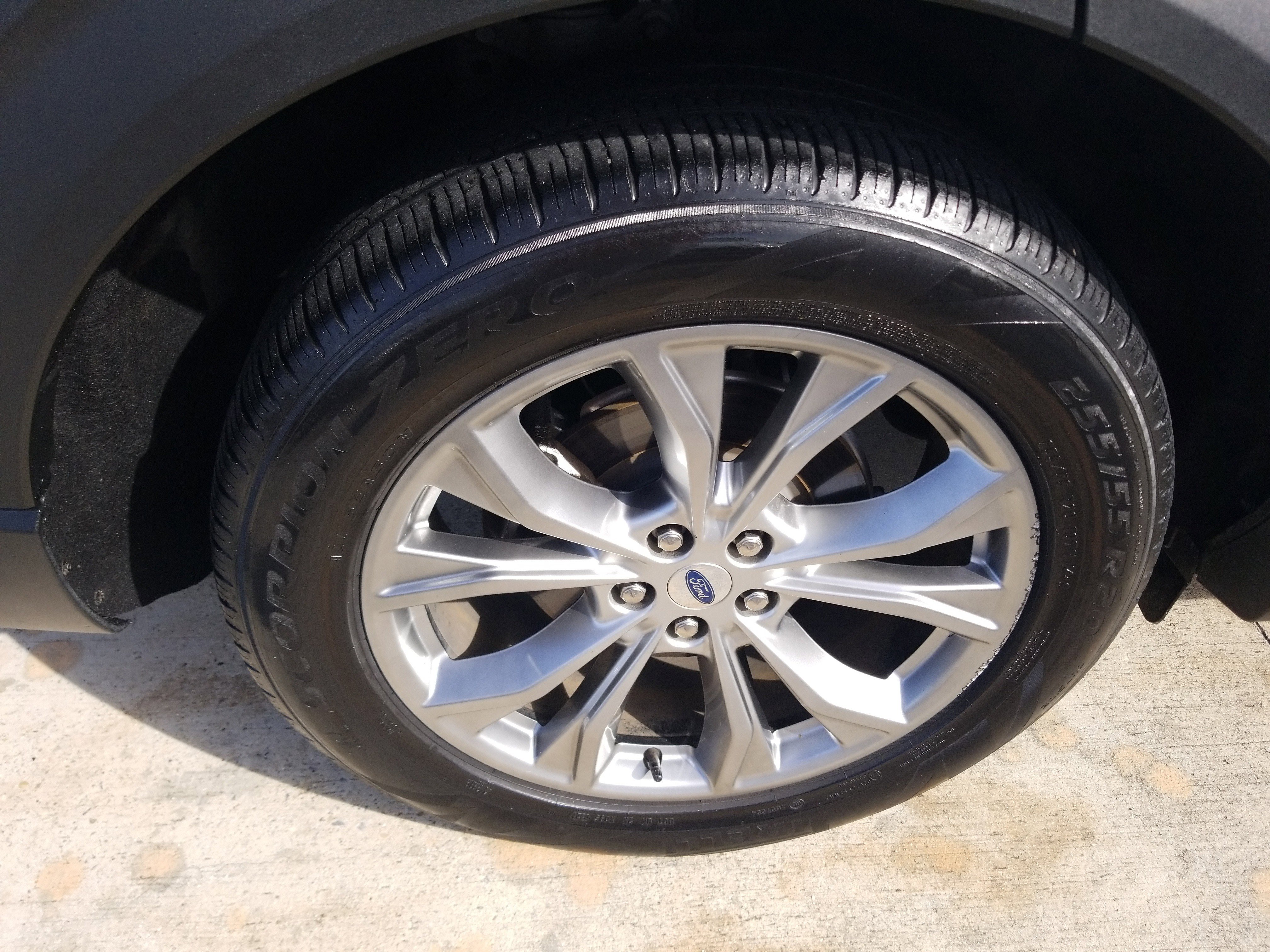 Used 2021 Ford Explorer Limited w/ Equipment Group 301A image 24