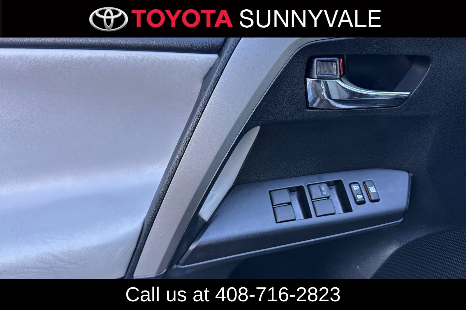 Used 2017 Toyota RAV4 XLE w/ Plus Extra Value Package FWD image 15