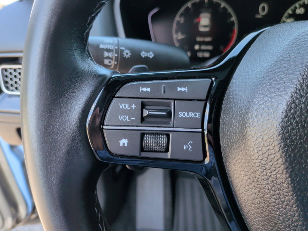 Used 2025 Honda Civic Sport image 17
