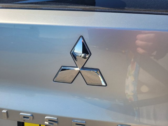 Used 2024 Mitsubishi Eclipse Cross LE AWD/4WD image 10