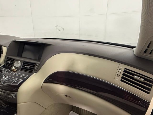 Used 2012 INFINITI M37 w/ Premium Pkg image 32