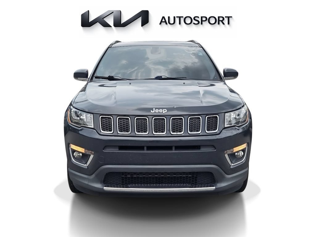 Used 2018 Jeep Compass Limited w/ Navigation Group AWD/4WD image 3